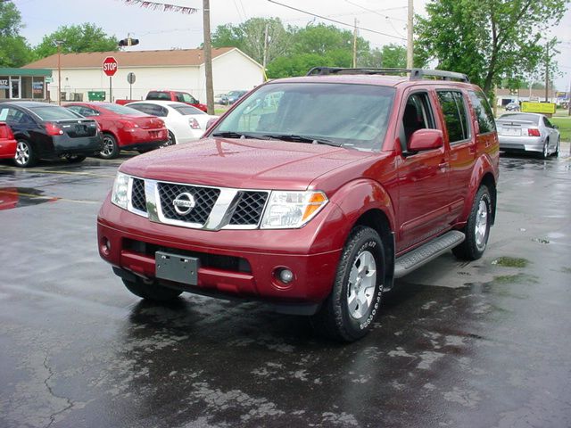 2007 Nissan Pathfinder EX-L W/ DVD System