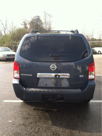 2007 Nissan Pathfinder SE