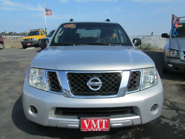 2008 Nissan Pathfinder Touring / AWD