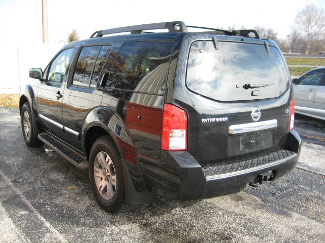 2008 Nissan Pathfinder X