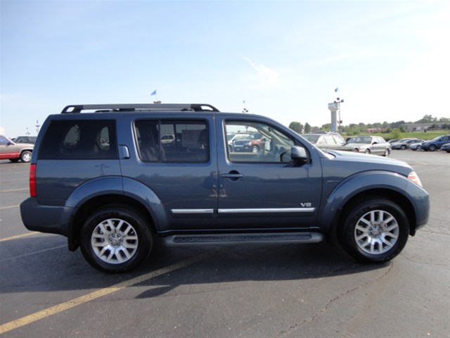 2008 Nissan Pathfinder Lx-4wd
