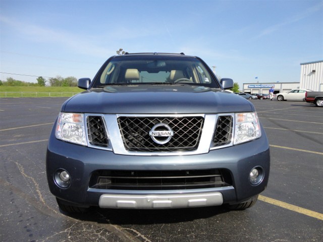 2008 Nissan Pathfinder Lx-4wd