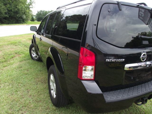 2008 Nissan Pathfinder EX AWD