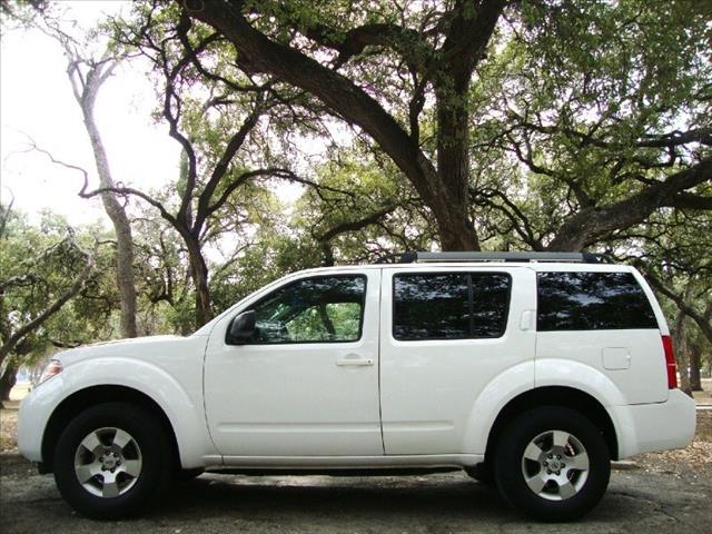 2008 Nissan Pathfinder 8 Cyl