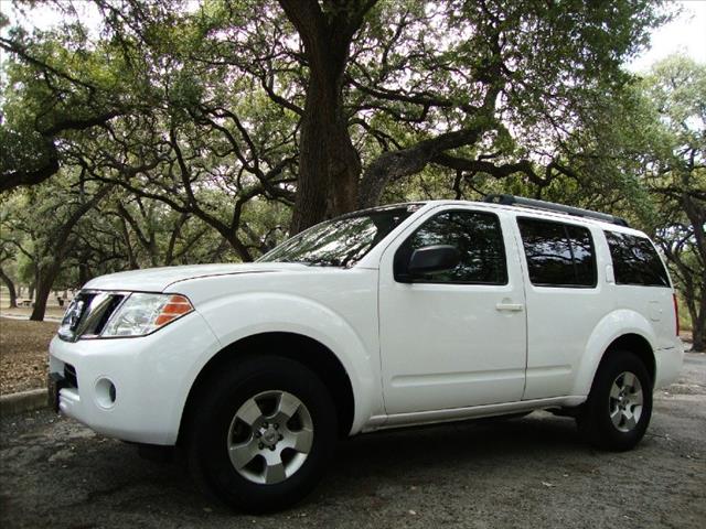 2008 Nissan Pathfinder 8 Cyl