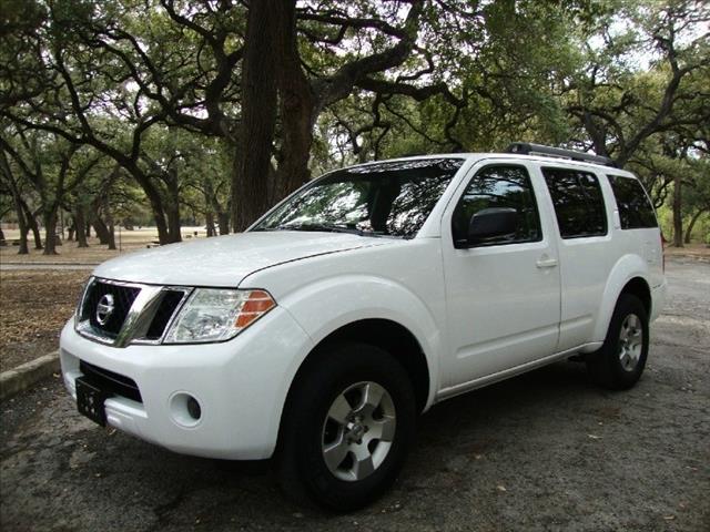 2008 Nissan Pathfinder 8 Cyl