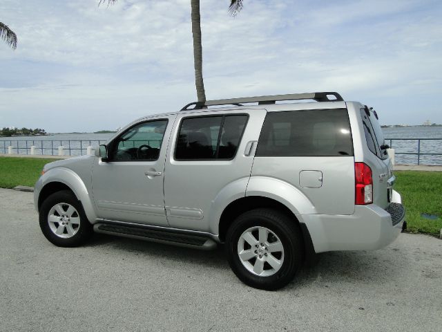 2008 Nissan Pathfinder Limited