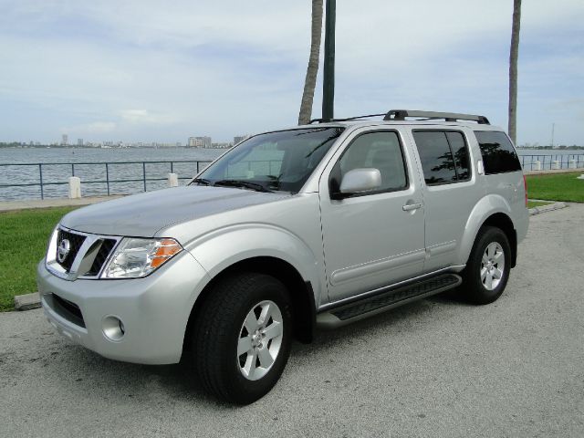 2008 Nissan Pathfinder Limited