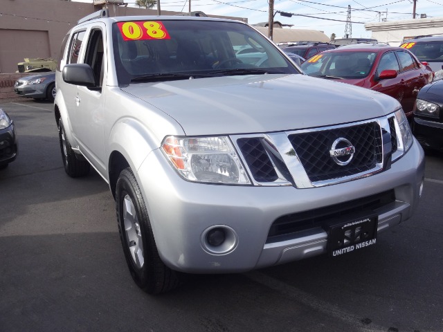 2008 Nissan Pathfinder Unknown