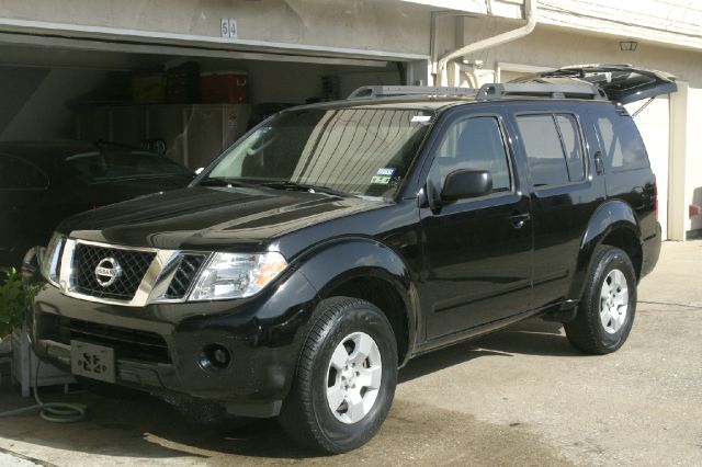 2009 Nissan Pathfinder Touring / AWD