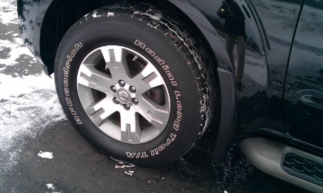 2010 Nissan Pathfinder EX-L W/ DVD System