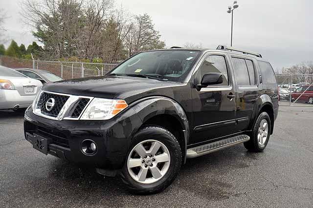 2010 Nissan Pathfinder SE