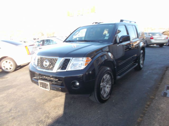 2010 Nissan Pathfinder EX-L W/ DVD System