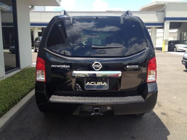 2011 Nissan Pathfinder Slt-4x4 Plus