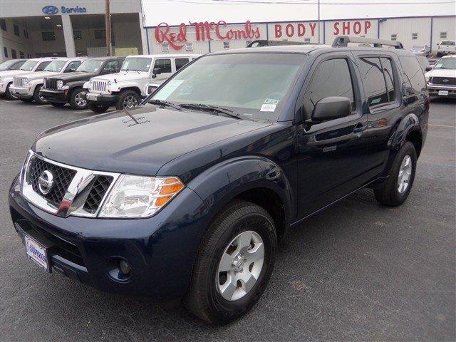 2011 Nissan Pathfinder 4WD Crew Cab SLE