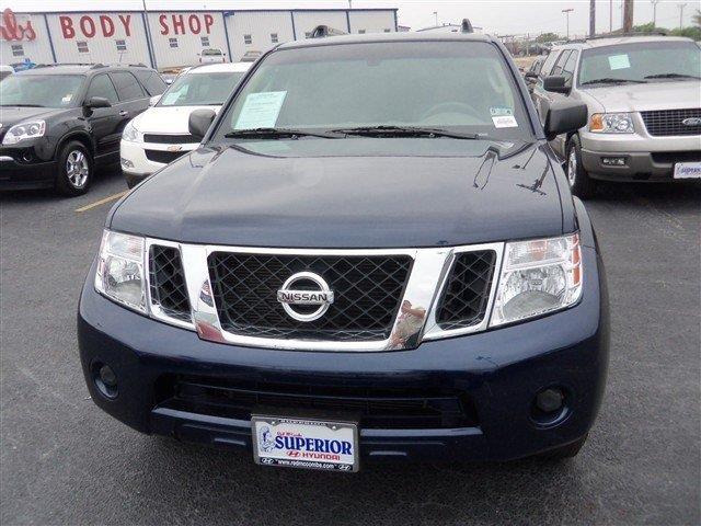 2011 Nissan Pathfinder 4WD Crew Cab SLE