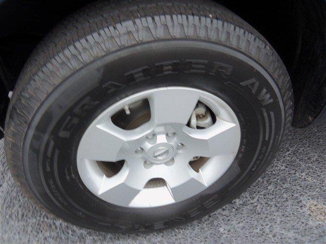 2011 Nissan Pathfinder 4WD Crew Cab SLE