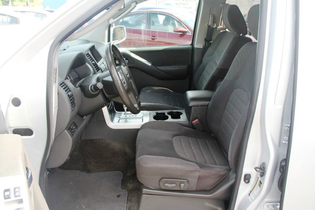 2011 Nissan Pathfinder Prerunner Double Cab V6 Auto 2WD