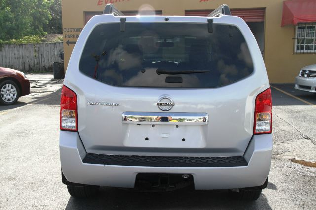 2011 Nissan Pathfinder Prerunner Double Cab V6 Auto 2WD