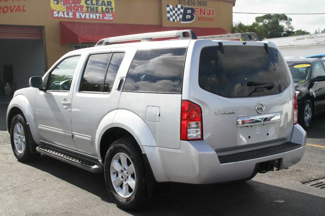 2011 Nissan Pathfinder Prerunner Double Cab V6 Auto 2WD