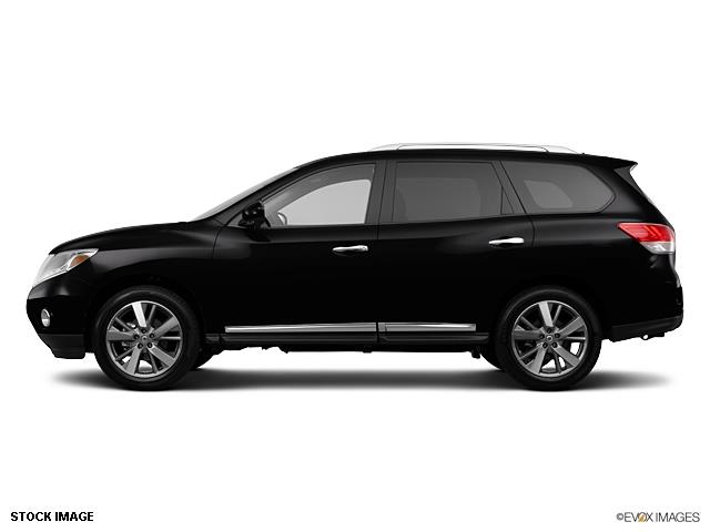 2013 Nissan Pathfinder Unknown
