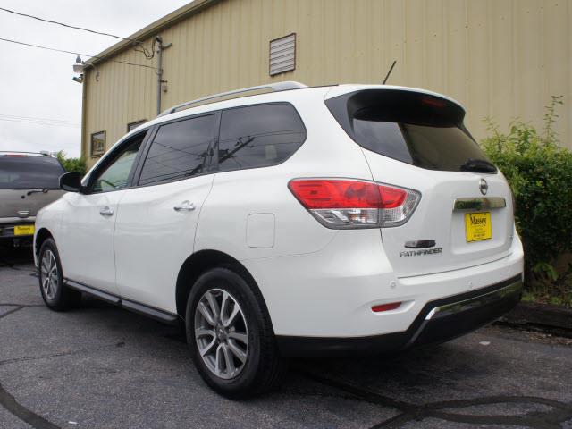 2013 Nissan Pathfinder 4.6L Eddie Bauer
