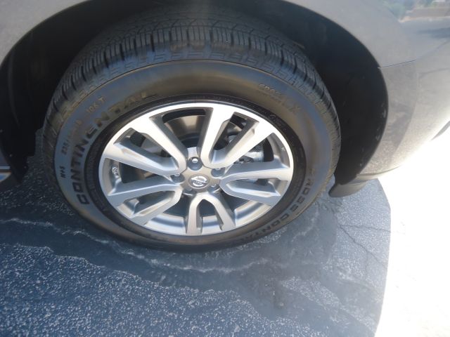 2013 Nissan Pathfinder Touring / AWD