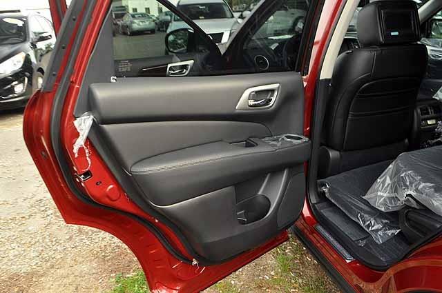 2013 Nissan Pathfinder Ralliart