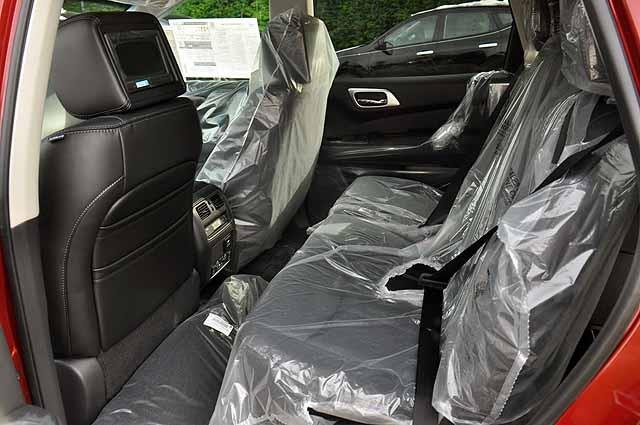 2013 Nissan Pathfinder Ralliart