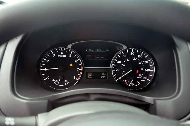 2013 Nissan Pathfinder XR