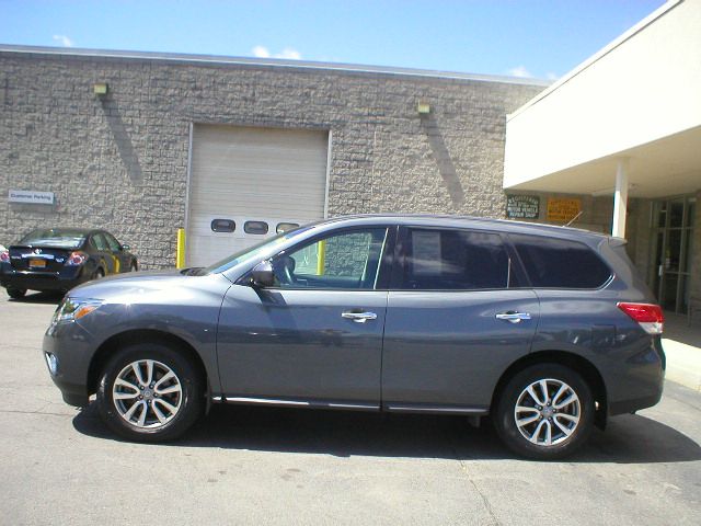 2013 Nissan Pathfinder EX AWD