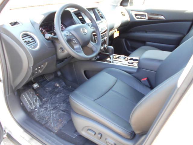 2013 Nissan Pathfinder Ralliart