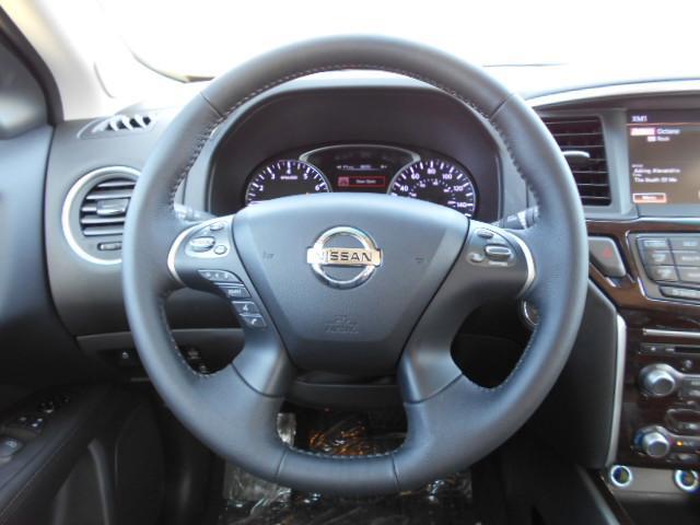 2013 Nissan Pathfinder Ralliart