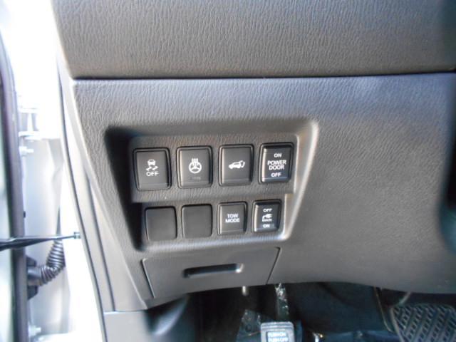 2013 Nissan Pathfinder Ralliart