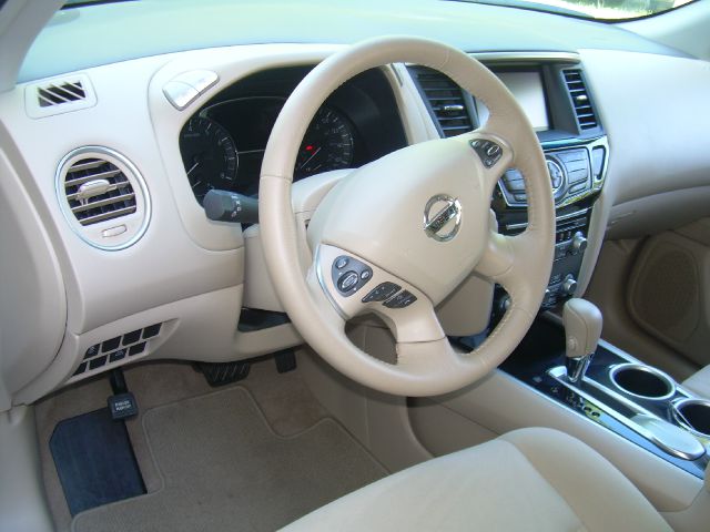 2013 Nissan Pathfinder EX-L AWD