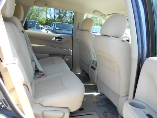 2013 Nissan Pathfinder 4.6L Eddie Bauer