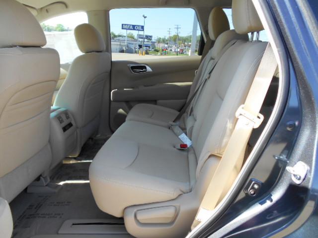 2013 Nissan Pathfinder 4.6L Eddie Bauer