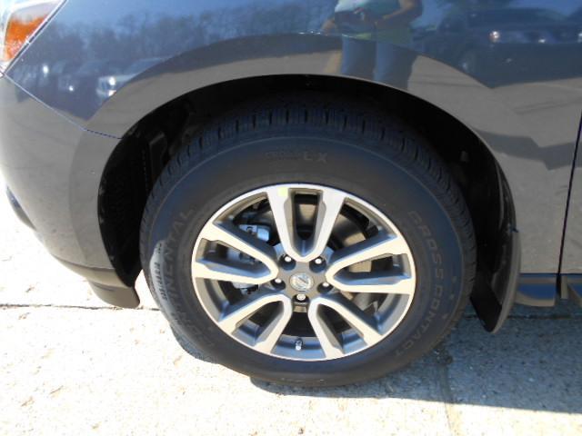 2013 Nissan Pathfinder 4.6L Eddie Bauer