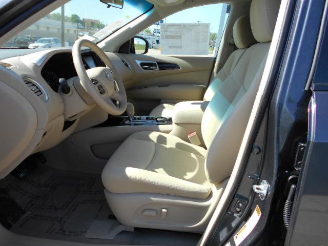 2013 Nissan Pathfinder 4.6L Eddie Bauer