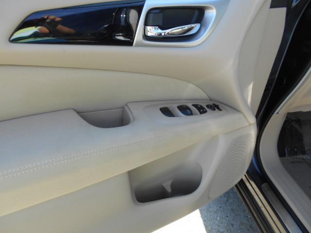 2013 Nissan Pathfinder 4.6L Eddie Bauer