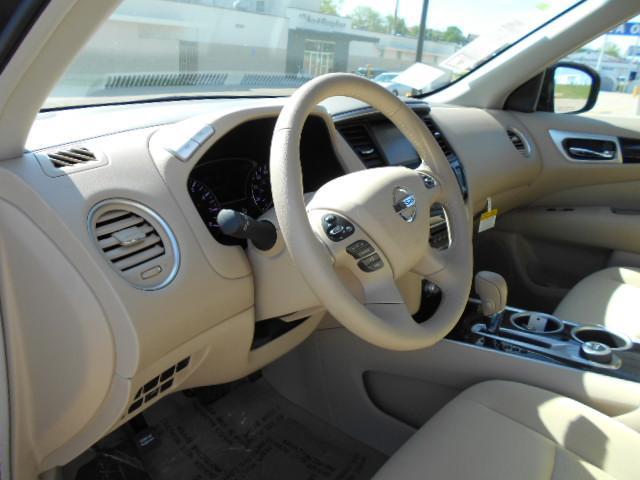 2013 Nissan Pathfinder 4.6L Eddie Bauer