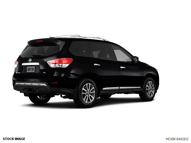 2013 Nissan Pathfinder Unknown