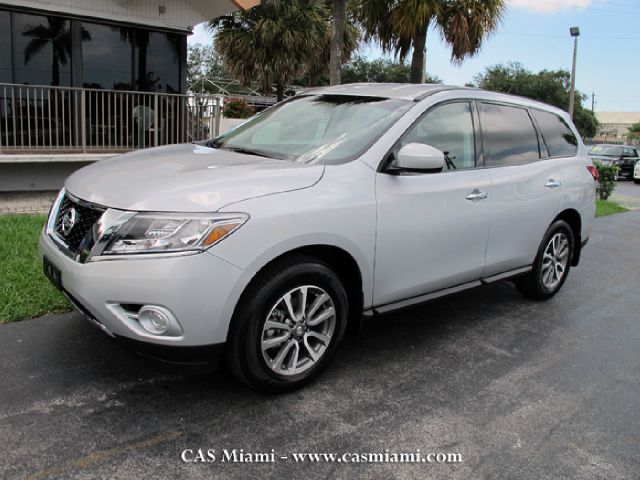 2013 Nissan Pathfinder Unknown