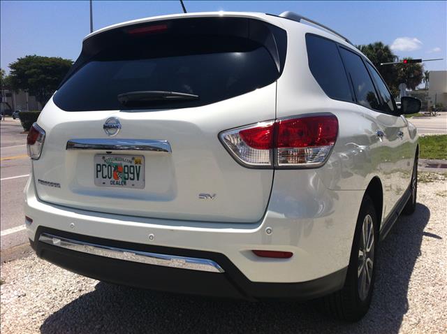 2013 Nissan Pathfinder Prerunner Double Cab V6 Auto 2WD