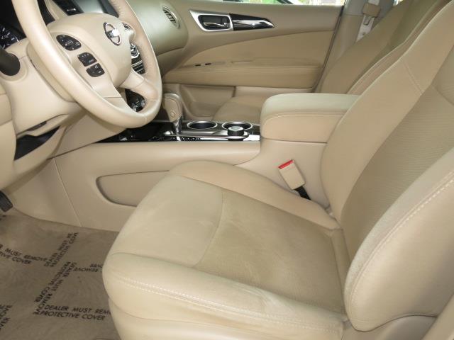 2014 Nissan Pathfinder Ion-2