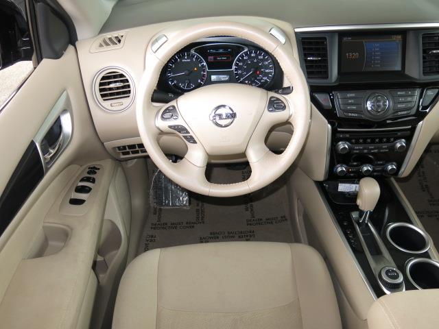 2014 Nissan Pathfinder Ion-2