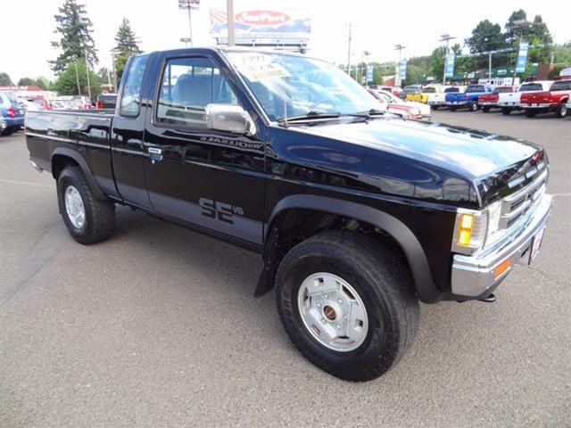 1992 Nissan Pickup Cross Tour EX-L SUV