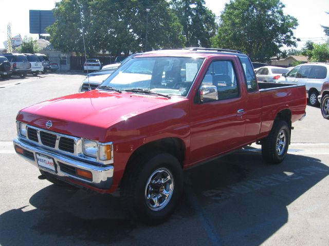 1993 Nissan Pickup SLT EXT CAB 4X2