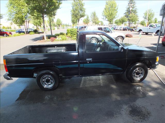 1995 Nissan Pickup Unknown