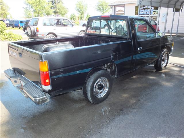 1995 Nissan Pickup Unknown